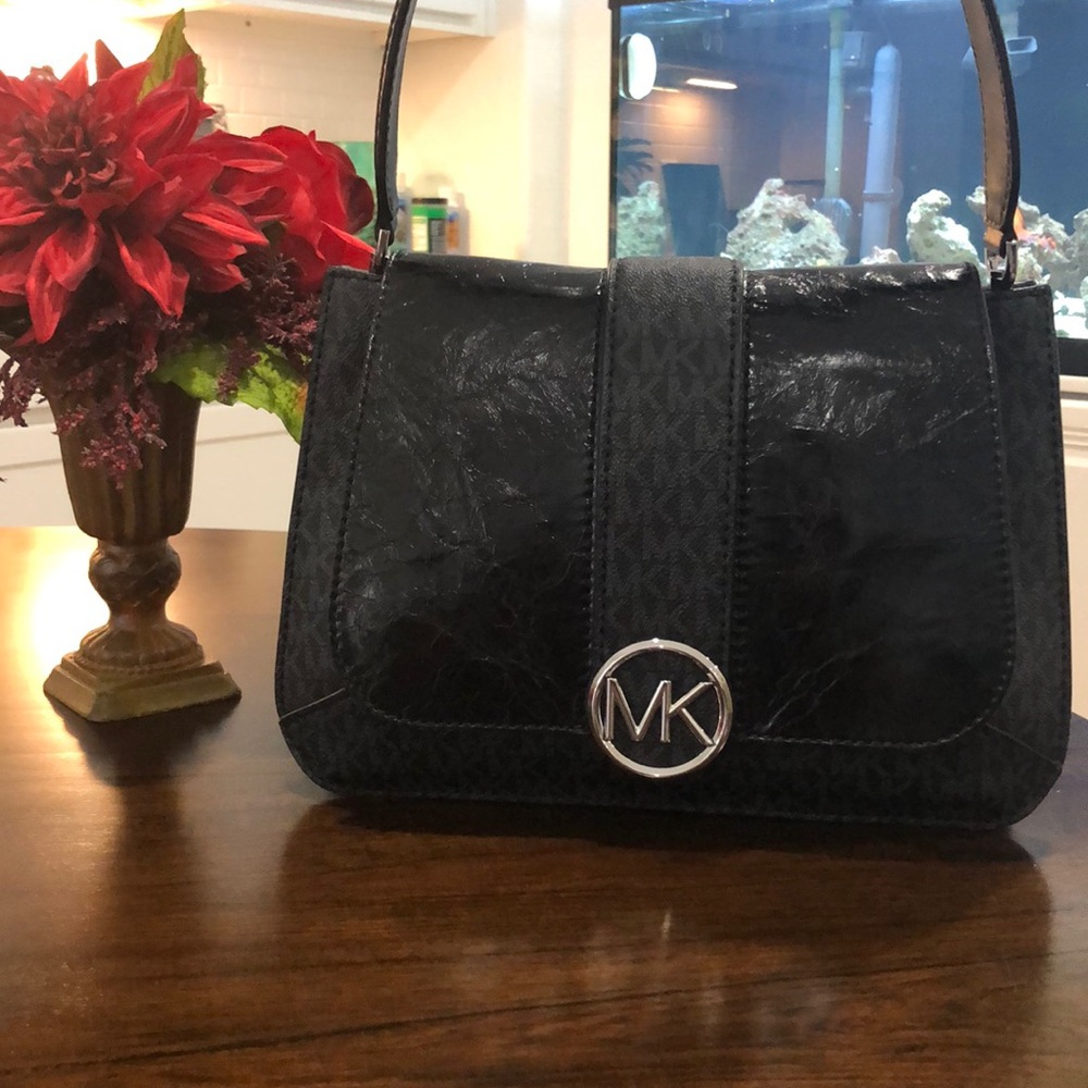 Michael Kors Purse - Picture 2 of 5